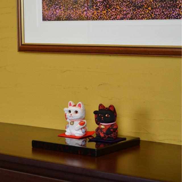[BECKONING (LUCKY) CAT] MANEKI NEKO, FENG SHUI (GREEN) REST FATIGUE RECOVERY | EDO ART DOLLS | KAKINUMA DOLLS