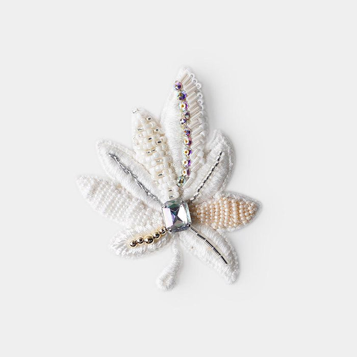 [BROOCH] TINT LEAF WHITE | KYOTO YUZEN DYEING | MORPHOSPHERE