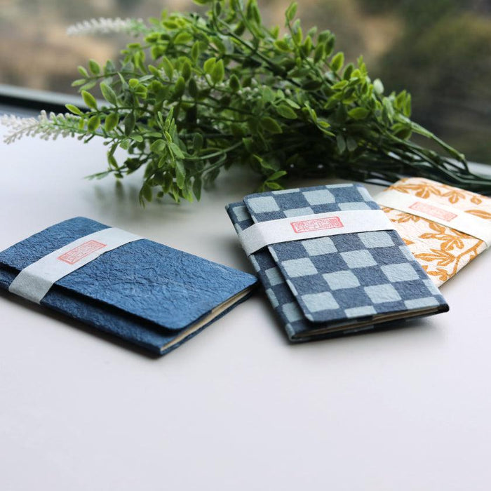 [CARD CASE] TEXTILE PATTERNED PAPER (NAVY BLUE) | KUROTANI WASHI PAPER|KUROTANI WASHI COOPERATIVE GROUP