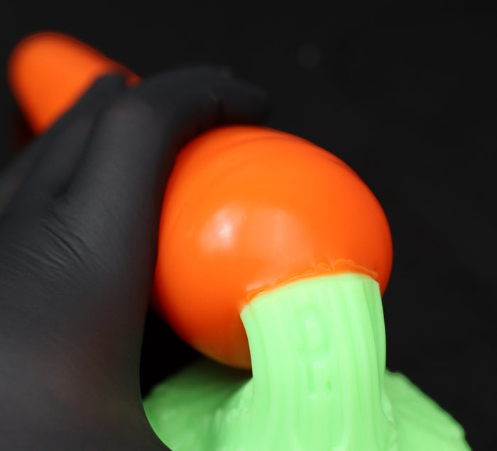 Carrot - Large, Soft Shaft Firm Base, FLOP (Tear between colors)