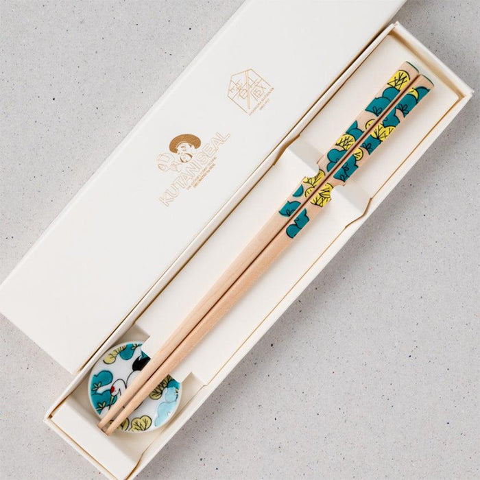 [CHOPSTICKS] KUTANI SEAL FLOWER MATSU PINE TREE (22.5cm) CHOPSTICK REST & GIFT BOX SET | MATSUKAN | WAKASA LACQUERED CHOPSTICKS