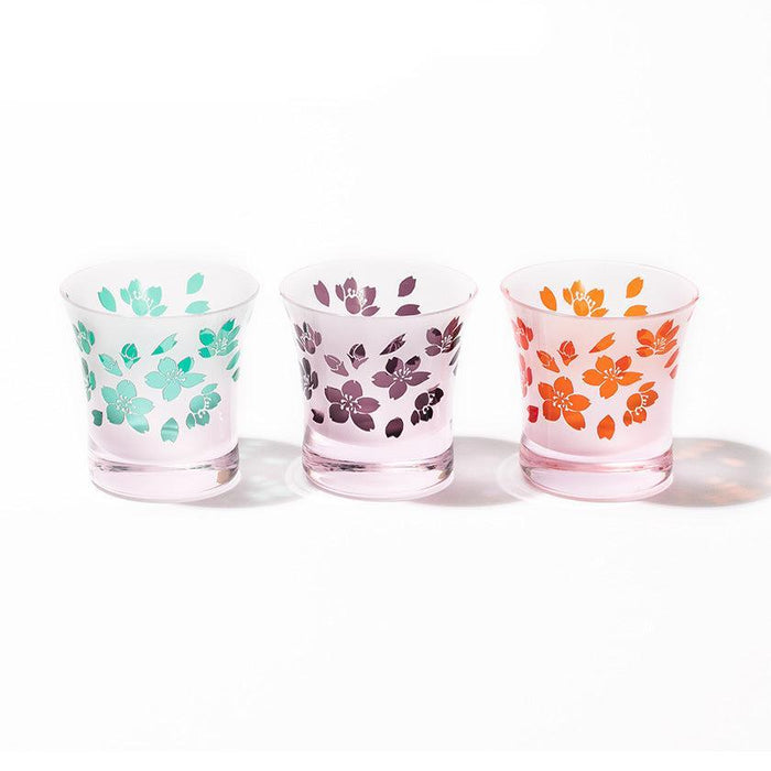 [CHOUKOKU GLASSES (CARVING) YUME GLASS] SAKURA SAKE CUP (CAPACITY90ML) | TABLEAU