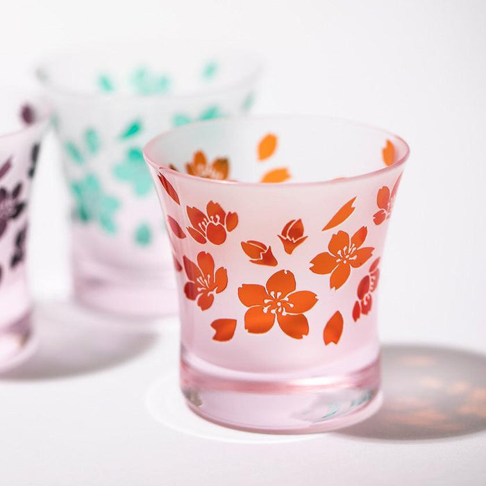 [CHOUKOKU GLASSES (CARVING) YUME GLASS] SAKURA SAKE CUP (CAPACITY90ML) | TABLEAU