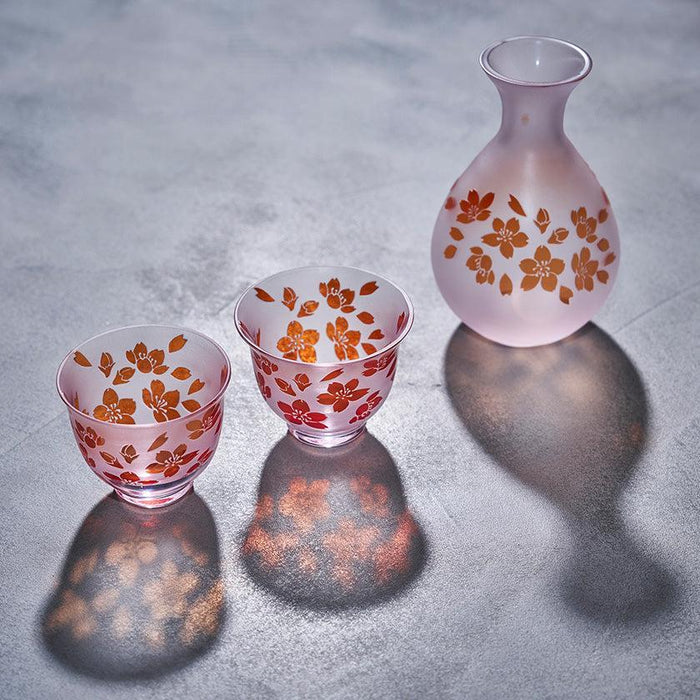 [CHOUKOKU GLASSES (CARVING) YUME GLASS] SAKURA THREE-PIECE SET FOR SAKE | TABLEAU