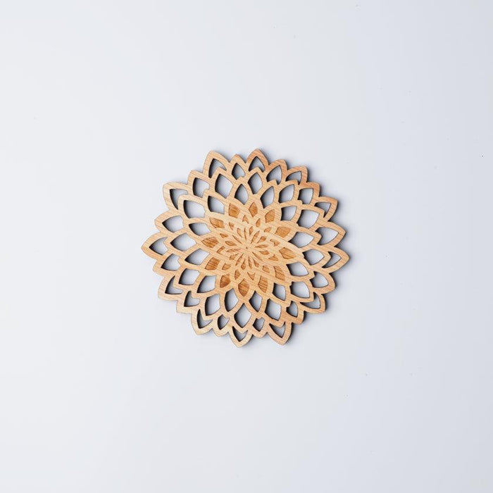 [COASTER] CHRYSANTHEMUM | PRINTING AND KYO-YUZEN ENGRAVING| SANSAI STUDIO