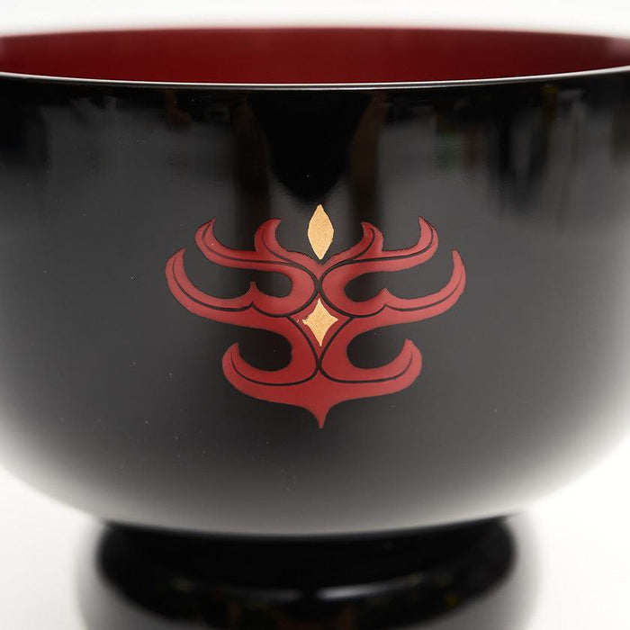 Black lacquerware bowl with red and gold Ainu motif, red interior | Ainu crafts, CIKARPE AKAN