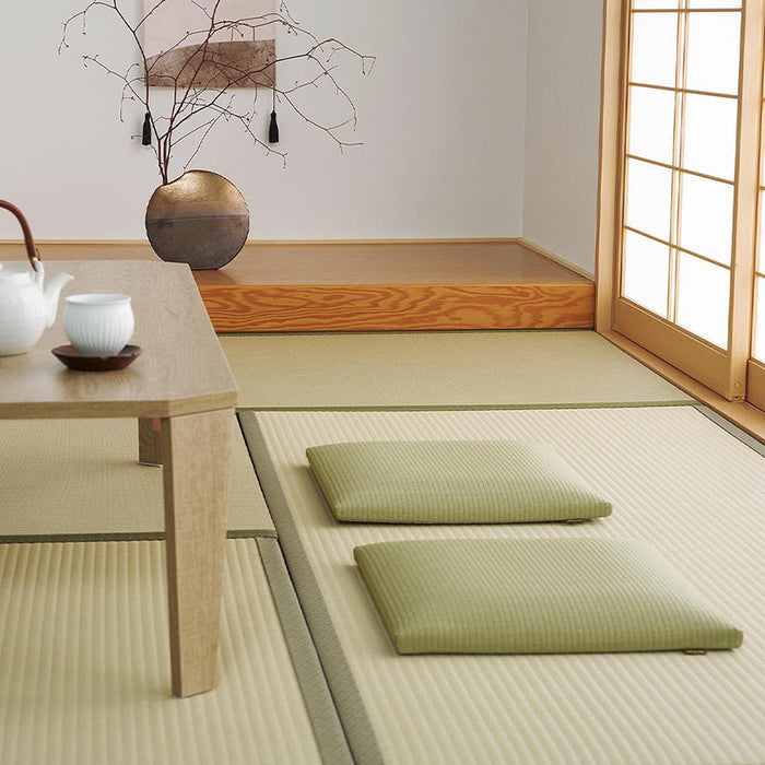 [CUSHION] IGUSA-STYLE RAKUZA | HAGIHARA