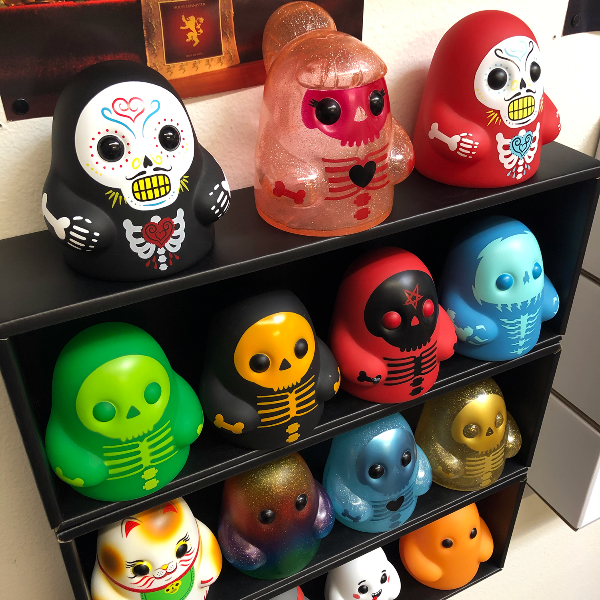 (DISCONTINUED) TINY GHOST - 3 Single Row Display Cases for Bimtoy, Wall Mountable & Stackable Shelf (Cardboard)