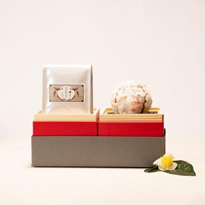 [GIFT SET] CHAWAKA MARI AND SENCHA SET WHITE PLUM | UJI TEA AND FLORAL DESIGN| CHAWAKA KYOTO UJI