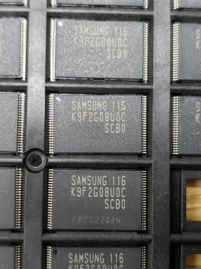 K9F2G08U0C SCB0 TSOP48 NAND Flash Memory IC Chip New in Stock Electronic Components