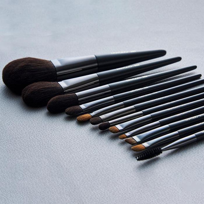 [MAKEUP BRUSH] SHIORI EYESHADOW BRUSH (FLAT) 155MM | MAKEUP BRUSH CRAFT | UYODA BISYODO