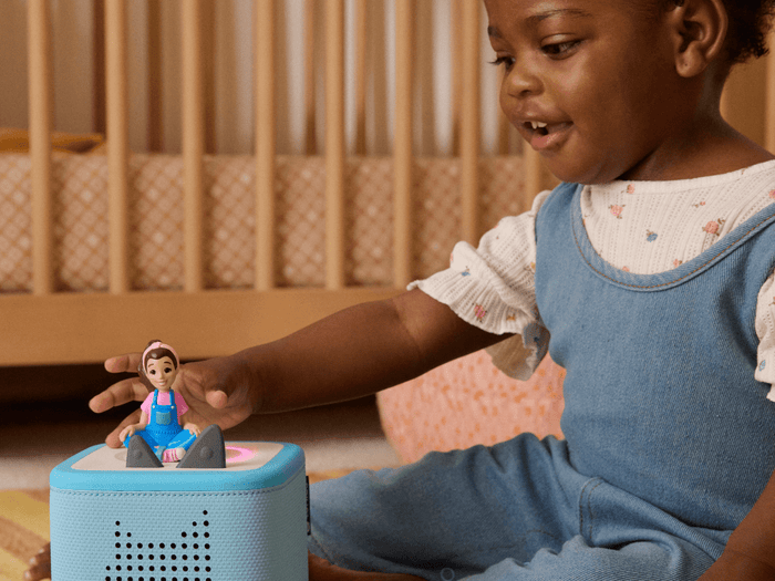 Child Playing With Sky Blue Toniebox 2 Starter Set With Ms. Rachel Tonie