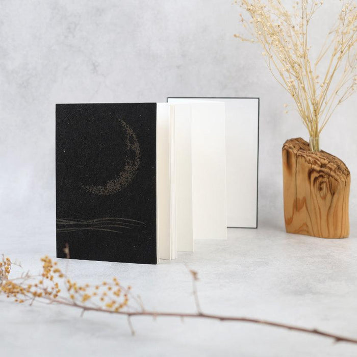[STATIONERY] CRESCENT MOON (BLACK) | KARAKAMI (JAPANESE PAPER)EKEIBIFUGETSU