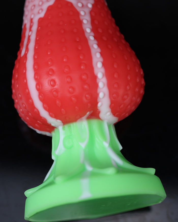 Strawberry Plug - Large, Soft Shaft Firm Base, FLOP (Air bubbles)
