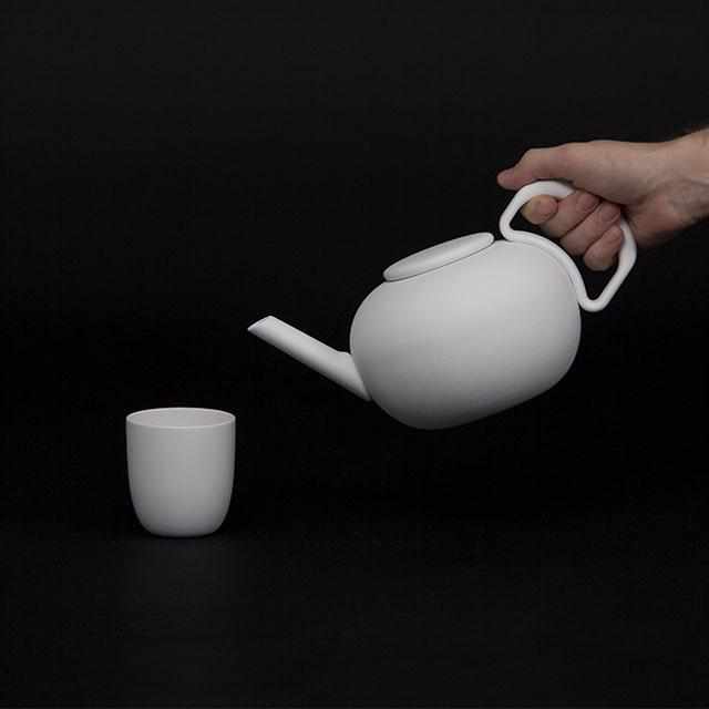 [VASE] LEON RANSMEIER VASE (WHITE) | 2016/ | IMARI-ARITA WARES