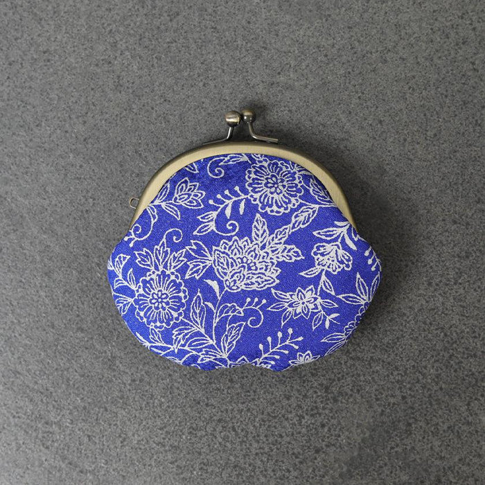 Blue and white floral silk obi coin purse with metal clasp frame | Kyoto Yuzen dyeing, Morphosphere